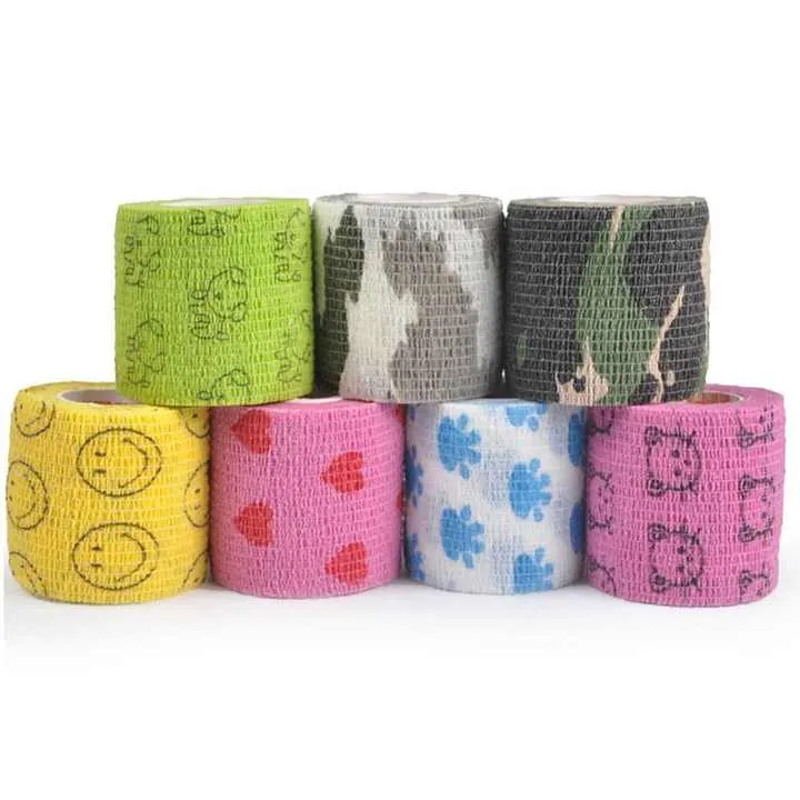 التفاف ، ضمادات متماسكة للف البيطري . Wrap, cohesive bandages for veterinary wrapping