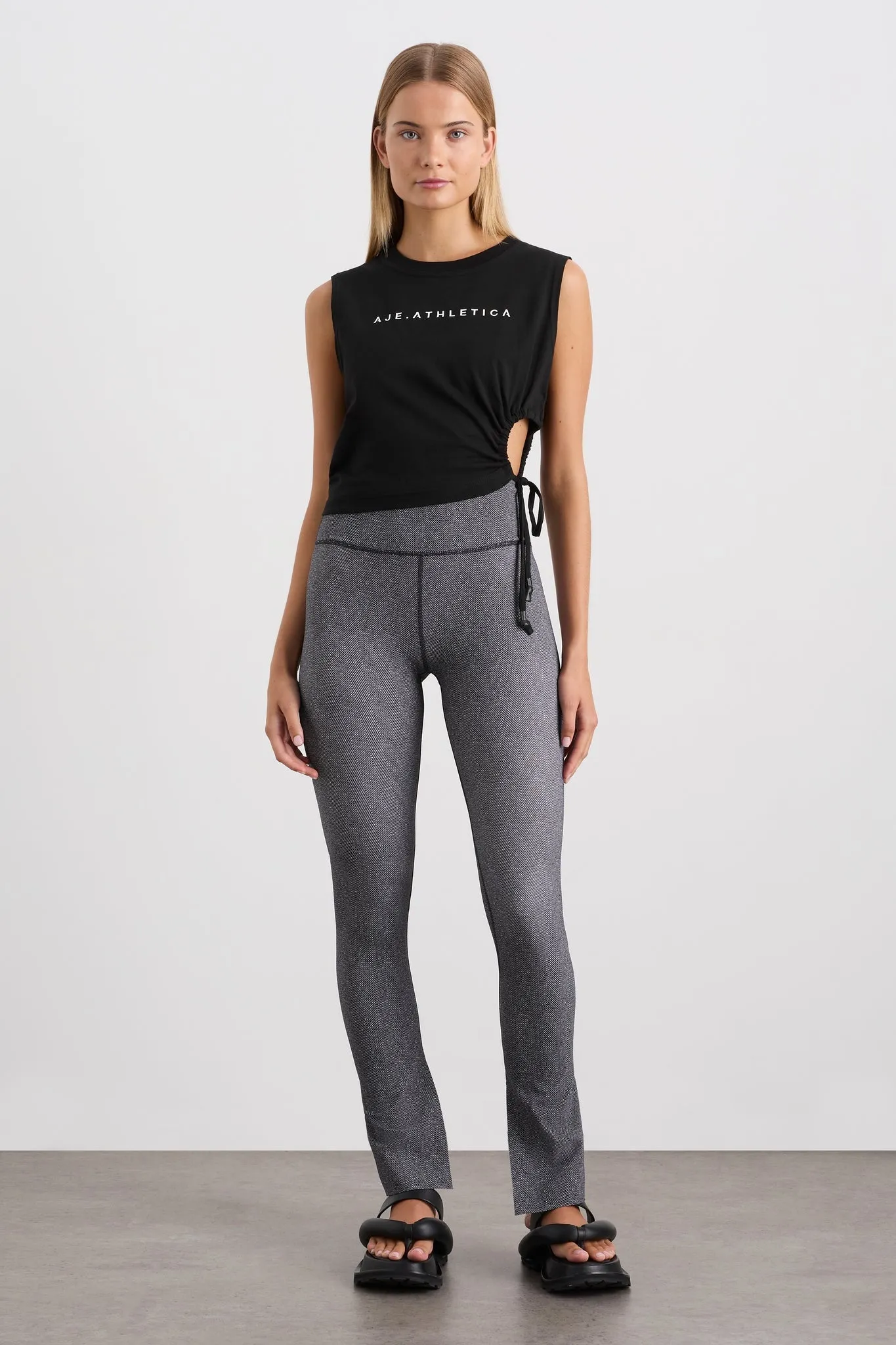 Drawcord Cut Out Tank 158
