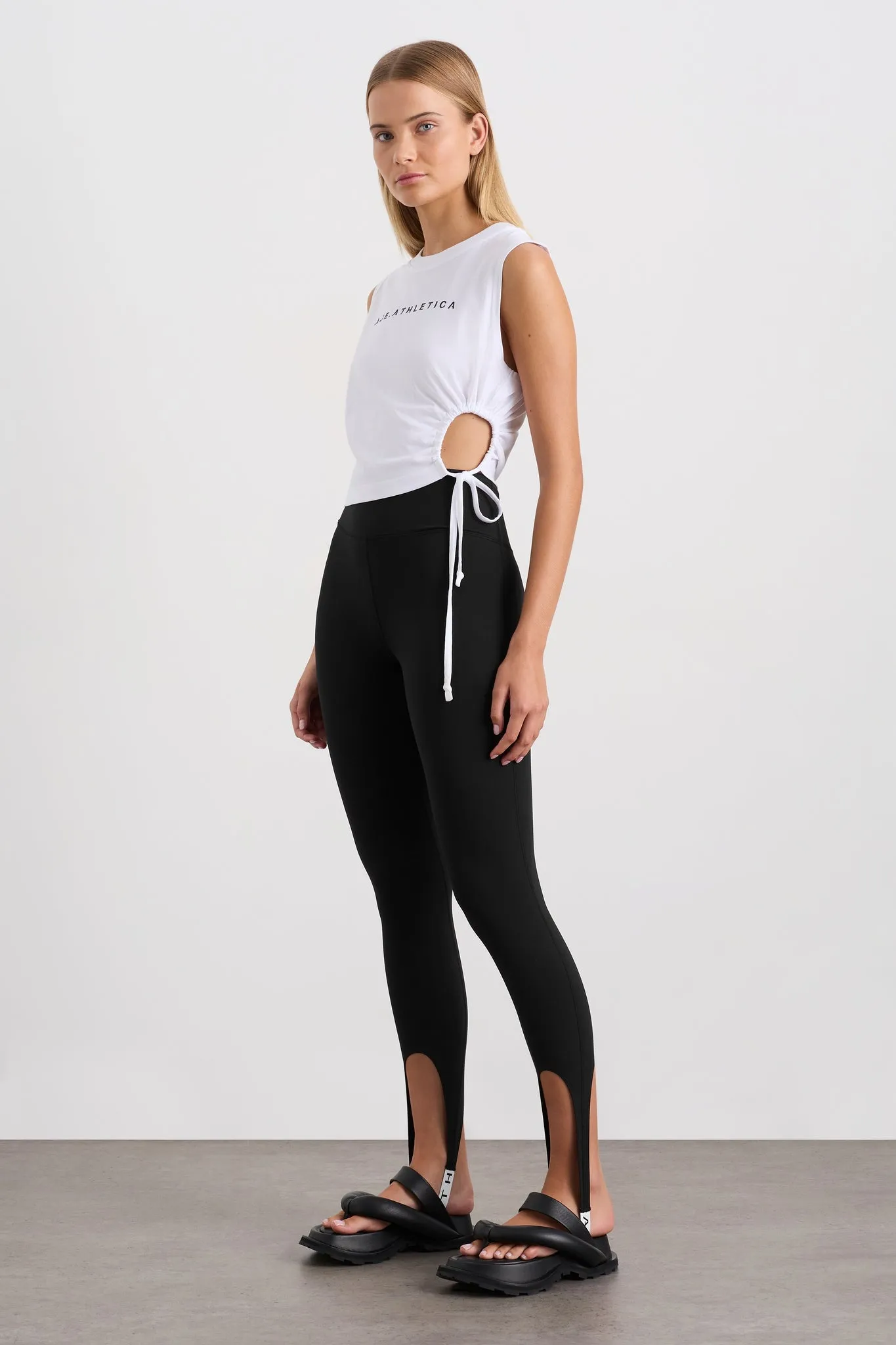 Drawcord Cut Out Tank 158